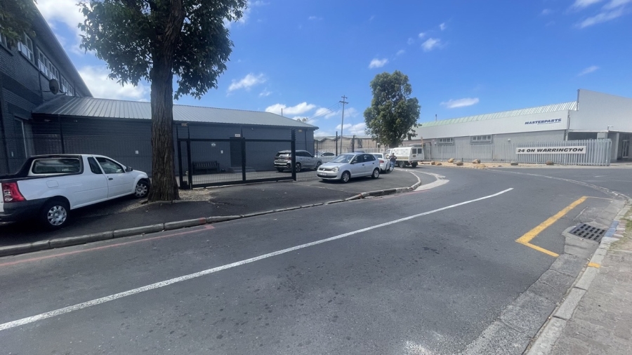 To Let commercial Property for Rent in Claremont Western Cape